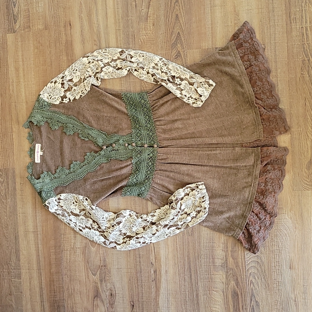 ALTAR'D STATE sweater/cardigan Size: women's small